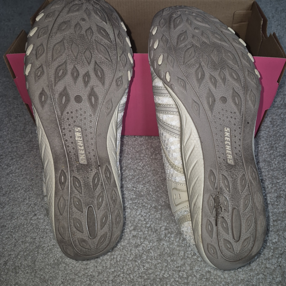 Skechers Women's Beige Slip-On Sneakers - Picture 5 of 5